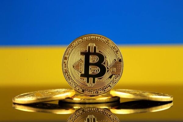 Bitcoin ya es legal en Ucrania: Presidente firmó Ley de criptomonedas que da curso legítimo a la moneda digital