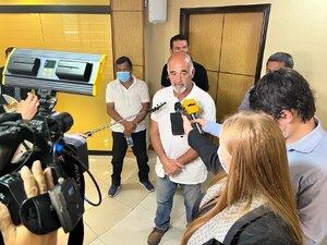Diario HOY | Camioneros levantarán cierres en Aratirí si se aprueba ley del Fondo de Estabilización