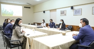 PNUD y autoridades analizan impulsar uso de buses eléctricos para el transporte público - .::Agencia IP::.