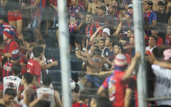 APF suspendió por 8 meses a las barras de Cerro Porteño - Noticiero Paraguay