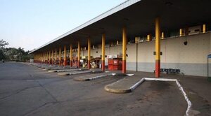 Diario HOY | Continúa la suspensión del servicio de buses de corta, media y larga distancia