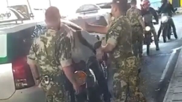 Rajan de su puesto a militar que dio "akãpete" a motociclista