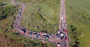 La Nación / Cierres de rutas generan escasez y sobrecostos