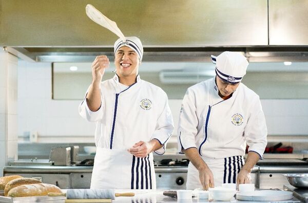 El centro que te integra al gran mundo de la cocina - Día del Panadero 2022 - ABC Color