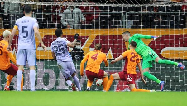 Europa League: Barça pasa a cuartos; Betis y Sevilla se eliminan en la prórroga - Fútbol - ABC Color