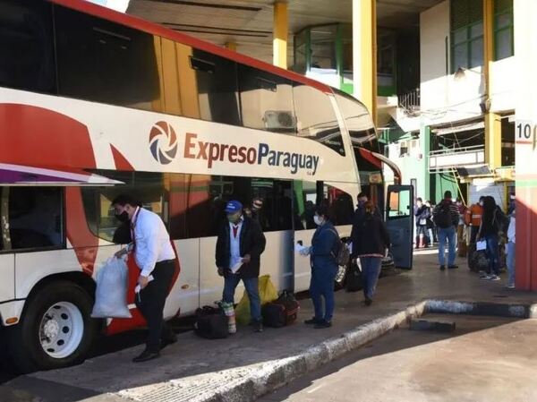 Terminal: Transportistas reanudan el servicio
