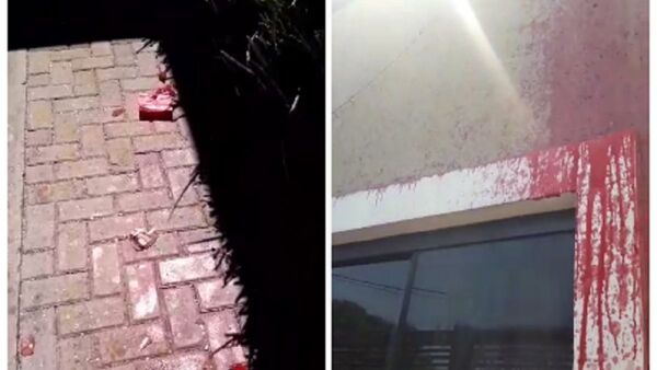 Rengo tiró querosén con pintura roja por una casa