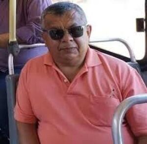 Mientras “Ancho” no asegure el cargo de ministro su compadre Agustín Torres no va renunciar