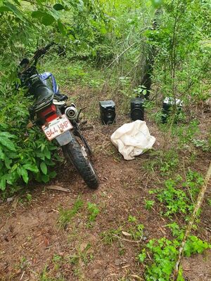 Policía desarticula supuesto nuevo grupo armado instalado en Tacuatí - Nacionales - ABC Color