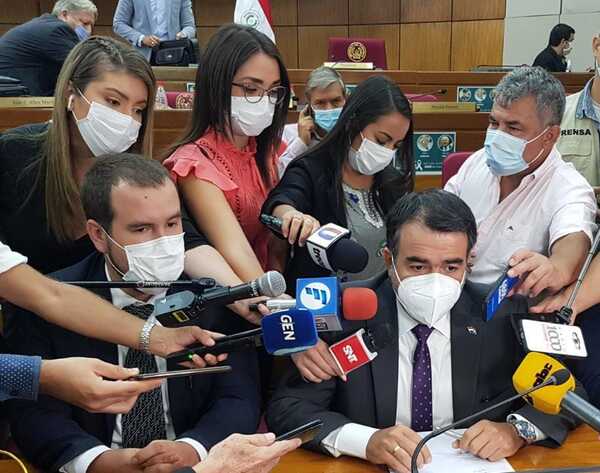 Se descarta préstamo para subsidio a combustibles y hoy definen sobre nueva reducción de G. 500