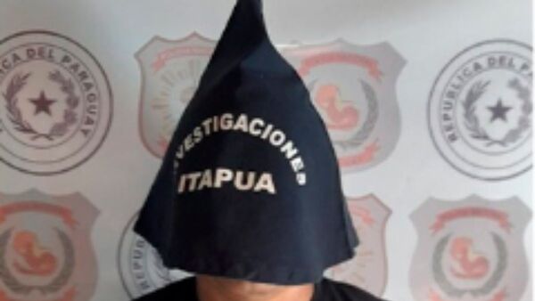 Fue a visitar a sus kapés presos y también quedó detenido