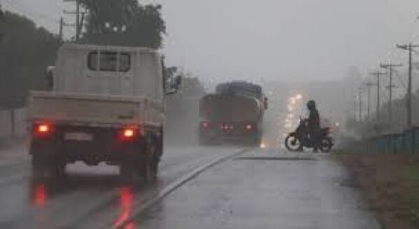 Sábado con mañana fresca y lluvias que continuarán en el noreste del país