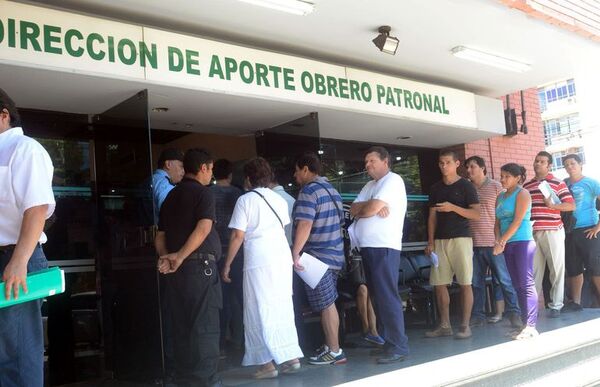 Cobro indebido de subsidios: como empresas propusieron devolver el dinero, no hubo fraude, alega IPS - Nacionales - ABC Color