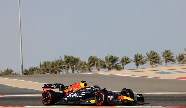 Verstappen es el piloto más rápido en terceros entrenos libres en Baréin