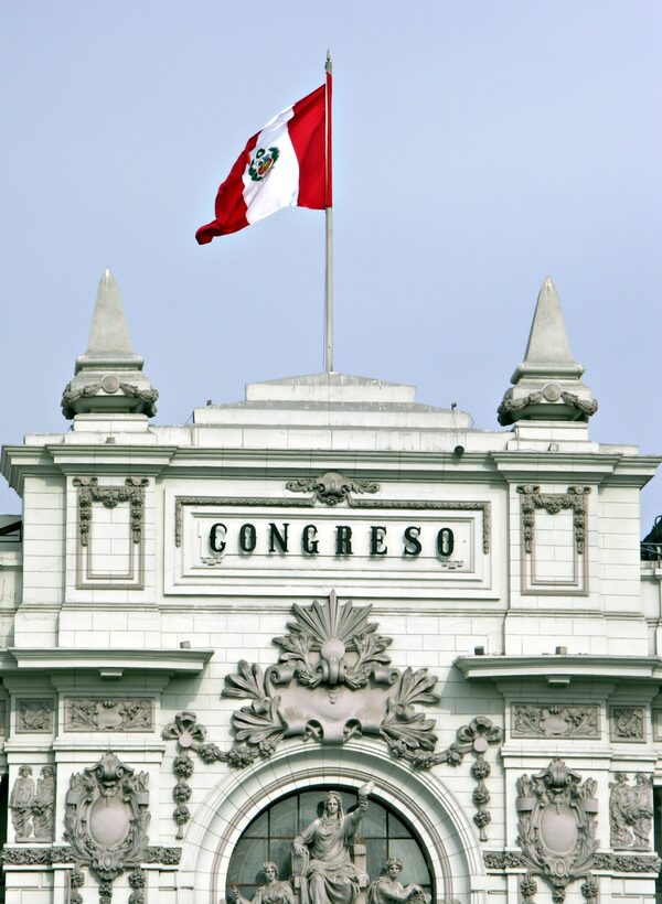 Perú: El debilitamiento de la gobernabilidad y el riesgo para la economía - MarketData