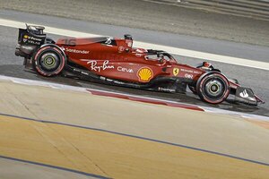 Leclerc logra en Baréin la primera 'pole' de la temporada de F1