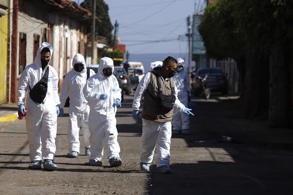 Violencia en el sur de México deja dos mujeres y cuatro niños asesinados - MarketData