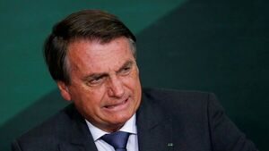 Bolsonaro califica como "inadmisible" decisión de bloquear Telegram en Brasil