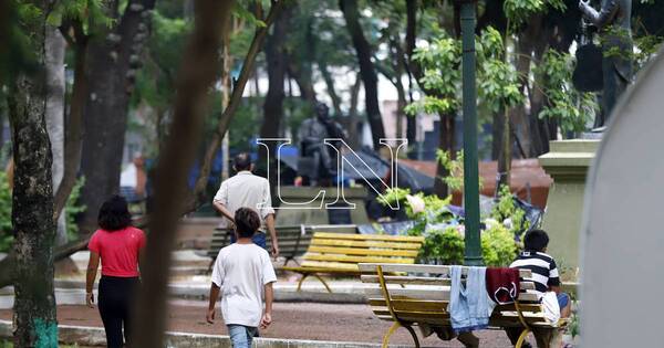 La Nación / Municipalidad de Asunción pide a manifestantes no utilizar la Plaza Uruguaya