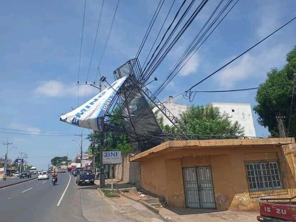 Ñemby: Un barrio está más de 24 horas sin energía eléctrica, tras temporal - Nacionales - ABC Color