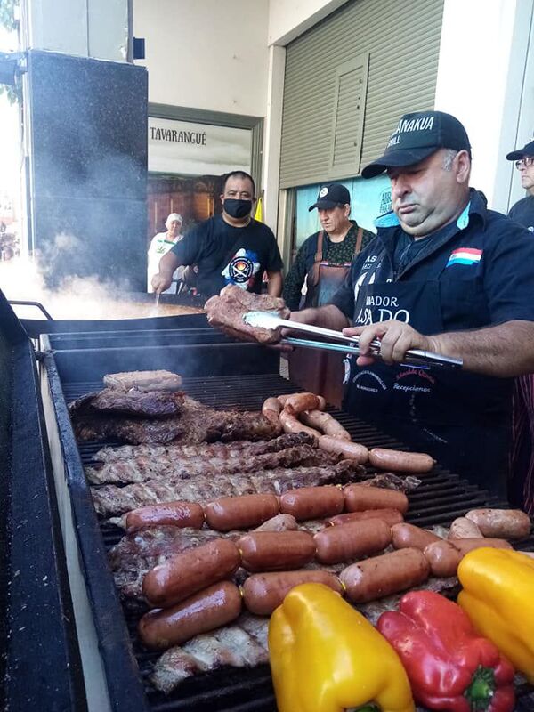 Luque celebra hoy el día nacional del parrillero y cocinarán la sopa más larga del mundo - Nacionales - ABC Color