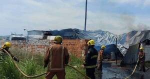 La Nación / Incendio consumió una aceitera y dejó 2 heridos