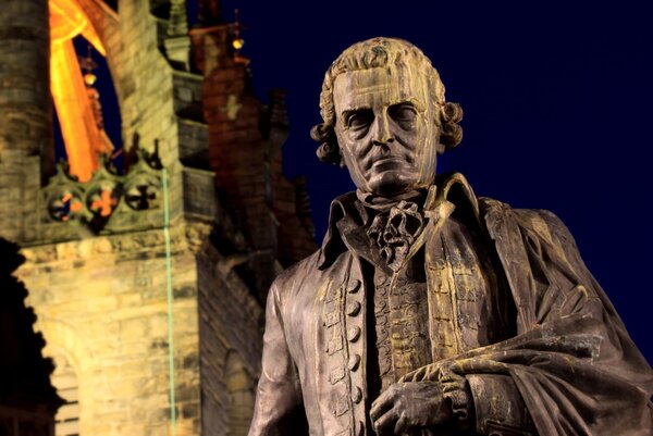 Entendiendo la mano invisible de Adam Smith