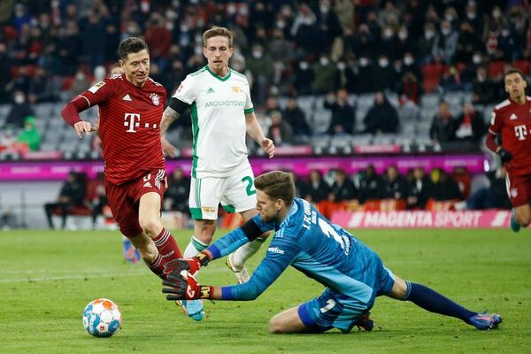 Lewandowski suma 31 goles en 27 fechas en la Bundesliga - Fútbol - ABC Color