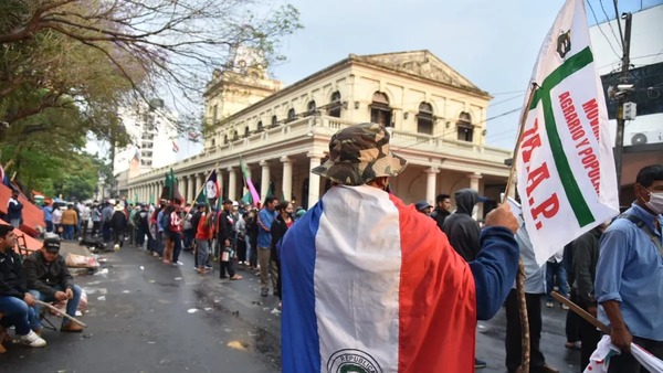 Campesinos y indígenas marcharán este lunes