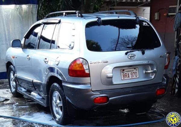 Robacoches dejan a pie a enfermero mientras estaba en un casamiento •