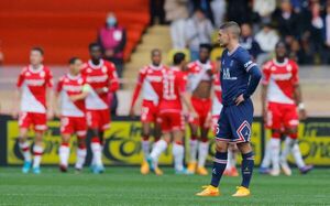 Mónaco saca provecho de la mala del PSG y gana por goleada - 1000 Noticias