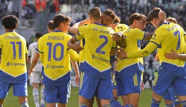 La Juventus cura sus heridas ante el colista, la Roma se lleva el derbi
