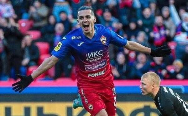 Crónica / Asistencia y gol de Medina en Rusia; Balbuena empata