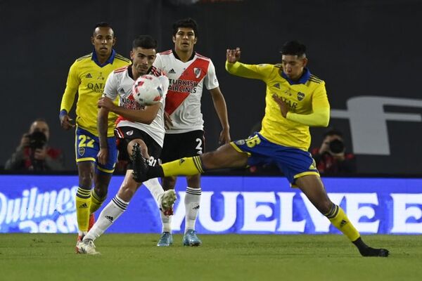 Boca Juniors venció a River Plate en el clásico argentino.