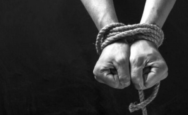 Tremenda inseguridad: Mantienen de rehen a familia mientras juntaban todo para robarles