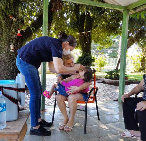 Jornada de vacunación contra sarampión, polio y rubeóla en Alto Paraná - ADN Digital