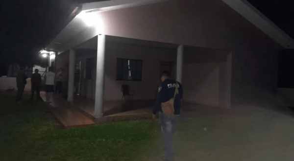 Asalto de película: Ladrones maniatan a una familia entera para robar - Noticiero Paraguay