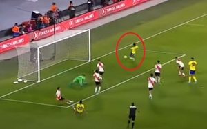 Oscar Romero se pierde un gol con el arco libre - La Prensa Futbolera