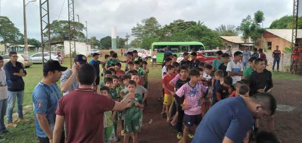 Inspeccionan a 150 niños en Tavapy - La Clave