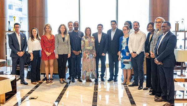 Paraguay busca aumentar presencia en Medio Oriente, según Velázquez durante encuentro en el marco de la Misión de Liderazgo Global