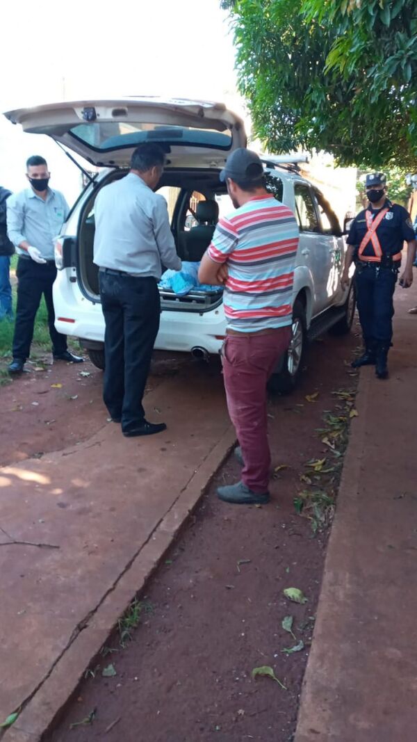 Hombre se ahorcó con un cable