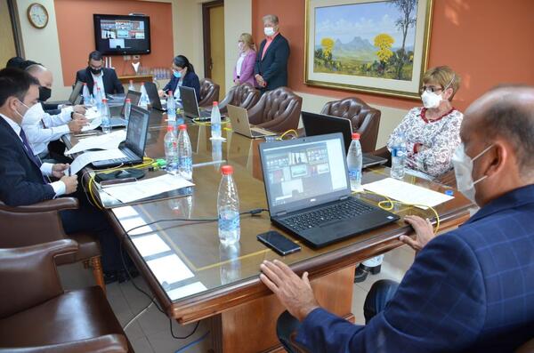 Diario HOY | Subsidio al combustible: senadora advierte que no podrá usarse el impuesto el tabaco