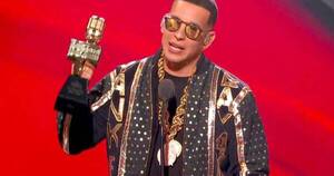 La Nación / “Los amo con mi vida; cambio y fuera”: Daddy Yankee se retira de la música