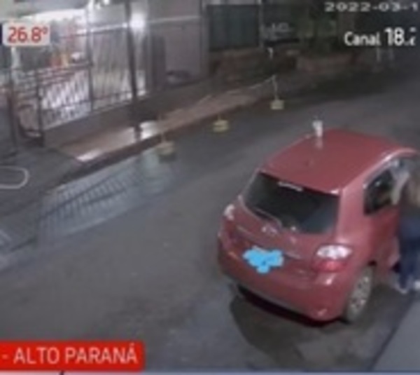 CDE: Retiró un préstamo y fue asaltada - Paraguay.com