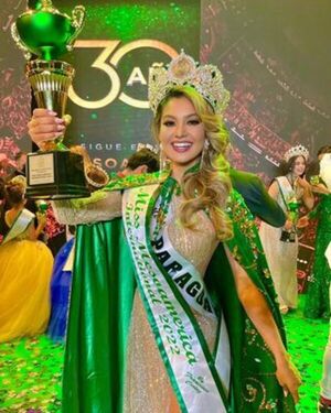 Lisel Recalde trajo a Paraguay la corona de Miss Mesoamérica International 2022 - Gente - ABC Color