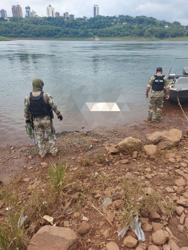 Identifican a cadáver hallado en el río Paraná