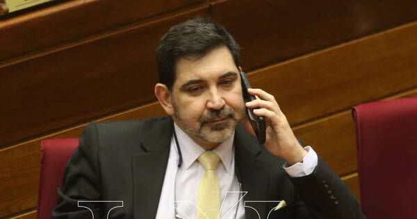 La Nación / “Tomen ejemplo del Senado”: Apuril rechaza el pedido de aumento salarial en Hacienda
