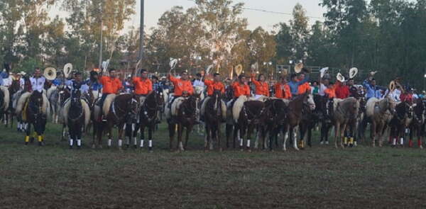 Nutrida presencia en las fiestas jinetera Sanjosiana, en el marco la patronal y fundacional - Noticiero Paraguay