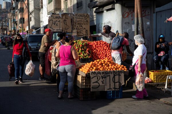La canasta básica en Venezuela aumenta su precio en un 61 % en un año - MarketData