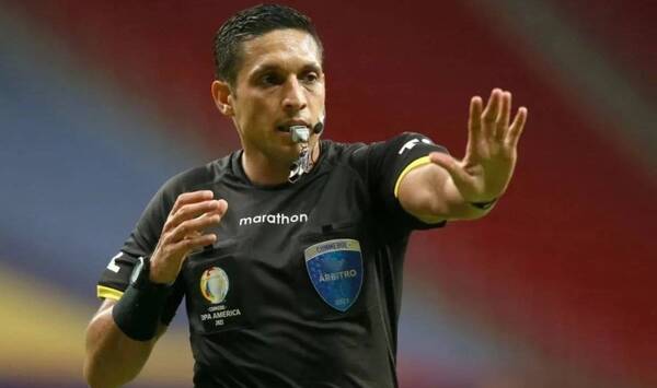 Crónica / Venezolando Valenzuela dirigirá Paraguay-Ecuador